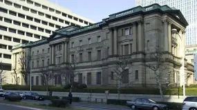 【行业新闻】金融市场经历波动 日本官员发出稳市信号