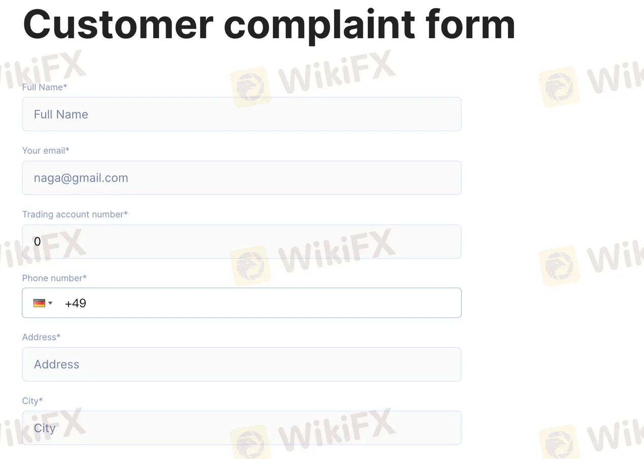 negative-reviews customer-support negative-reviews customer-support