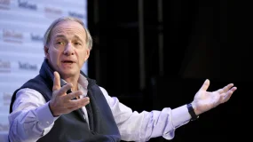 RG 资讯 | 桥水基金创始人达利欧最新发文，称黄金是终极货币