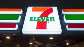 汇市突现新风向!美元指数突破100关口,重大变动或正在酝酿?