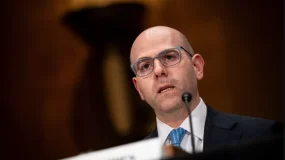 RG 资讯 | 美联储理事米兰表示，认为继续降息仍是“合理的举措”