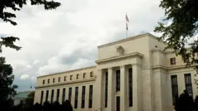 INFINOX：美国众议院通过法案结束史上最长政府停摆