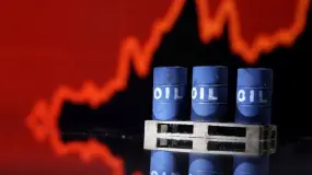 油价上涨逾1%，因OPEC+重申暂停增产，市场对供应风险保持关注。