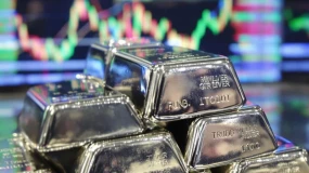 RG 资讯 | 白银价格年涨幅超90%，背后推手是印度央行？