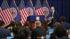 Dollar Slides to Eight-Week Low as Fed Cuts Deepen; Gold Surges on Rate-Cut Bets