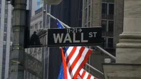 美股期货走高，投资者对本周市场持谨慎乐观态度