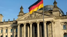 FXTRADING 经济数据汇总（亚太区02/24）全球经济动态与货币政策展望：德国企业信心回暖，欧洲央行稳预期，英国央行转向宽松与美联储趋于谨慎