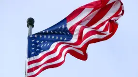 被美国最高法院裁定为“非法”的关税即将终结,而新的全球15%关税政策将无缝衔接实施。