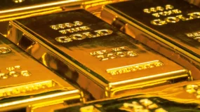 全球焦点 | 瑞银：波动加剧不改趋势，黄金中长期上行基础依然稳固