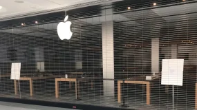 Apple Store Closure Signals Labor Shift