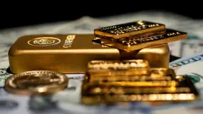 黄金价格小幅走高，投资者关注焦点集中在伊朗局势谈判进展以及即将召开的央行会议上。