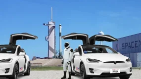 Tesla’s Hidden SpaceX Bet Reshapes TSLA Outlook