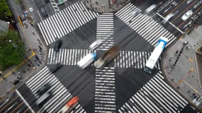 股市在不确定性中区间震荡