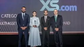 XS.com, 카타르 금융 엑스포에서 “글로벌 멀티 자산 브로커리지 리더십” 상 수상